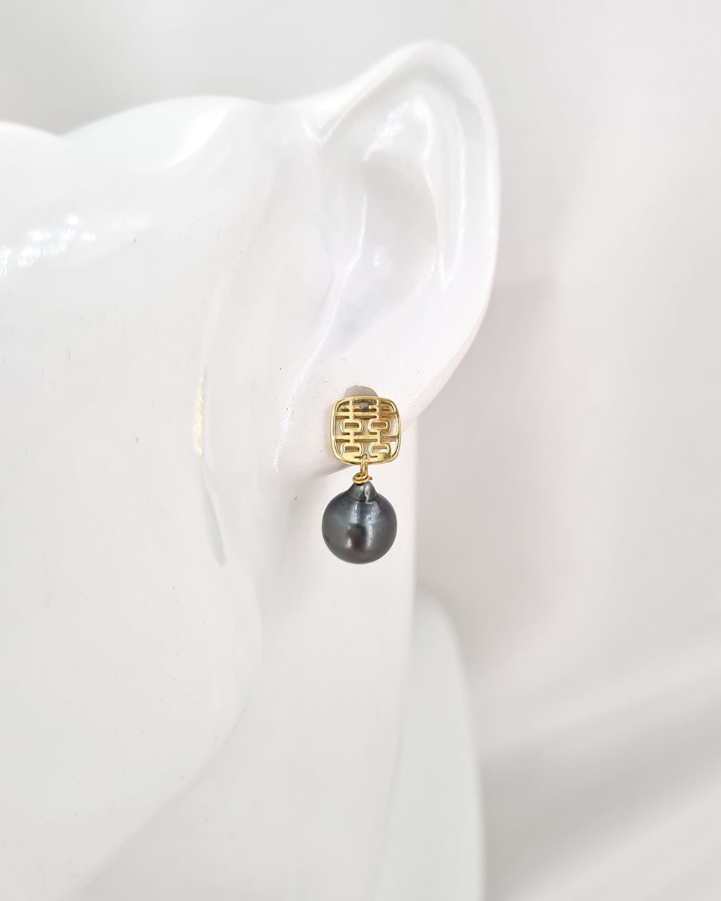 Tahitian Pearl Earrings - Double Happiness Wedding Pearl Jewelry in Singapore
