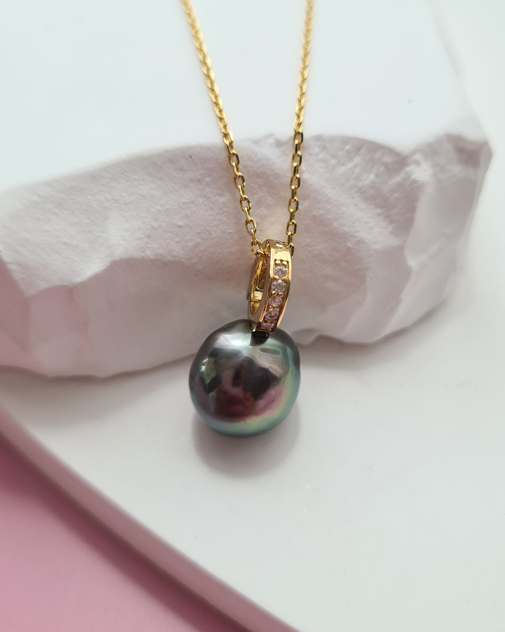 Tahitian Pearl Gold Pendant Necklace - 11mm+ Green with Pink Sheen