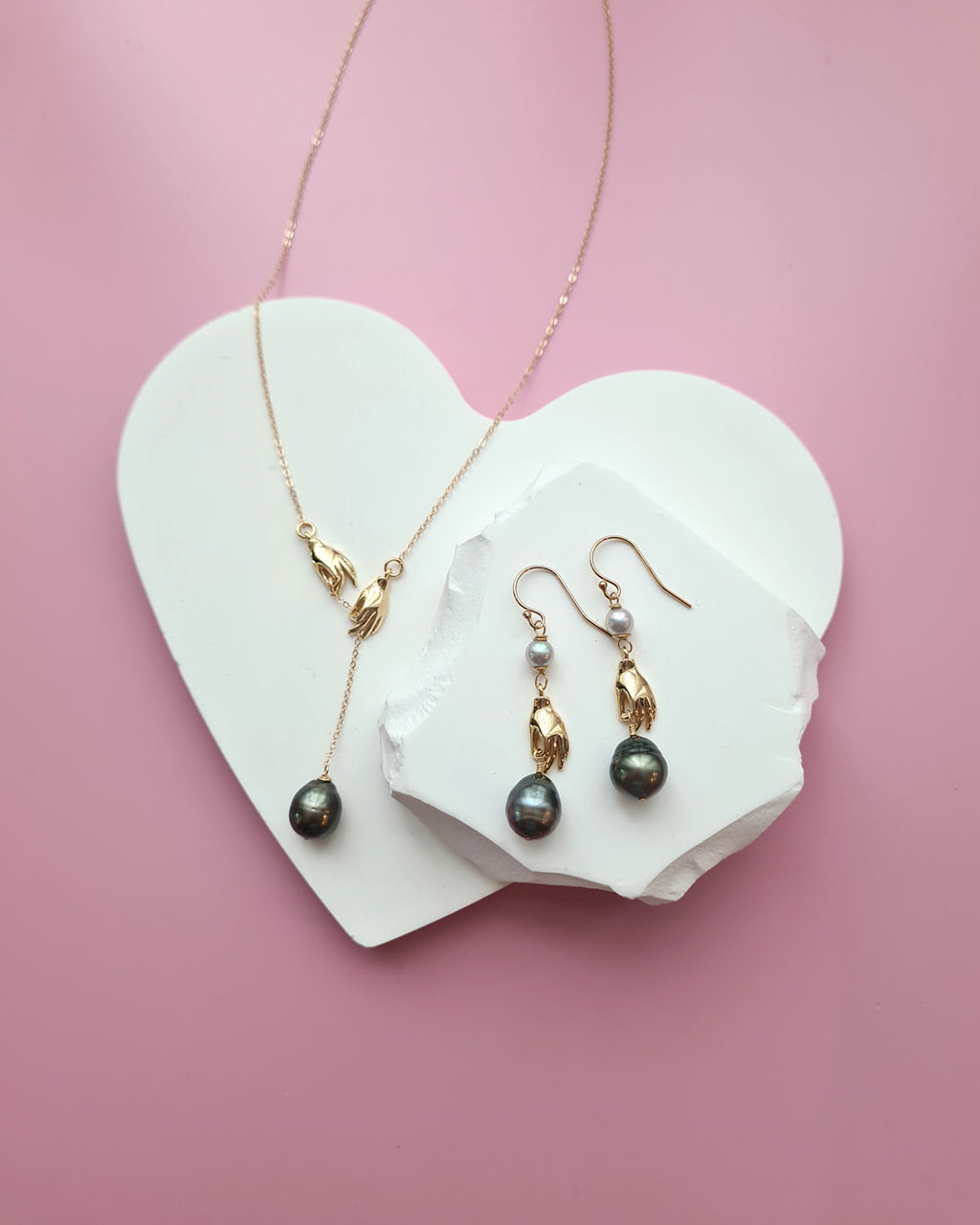 Tahitian Pearl Necklace - Holding on