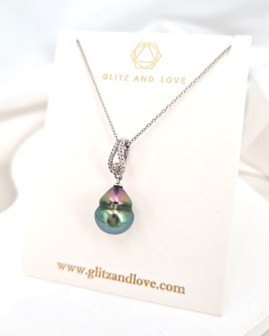 Tahitian Pearl Necklace with detachable clasp