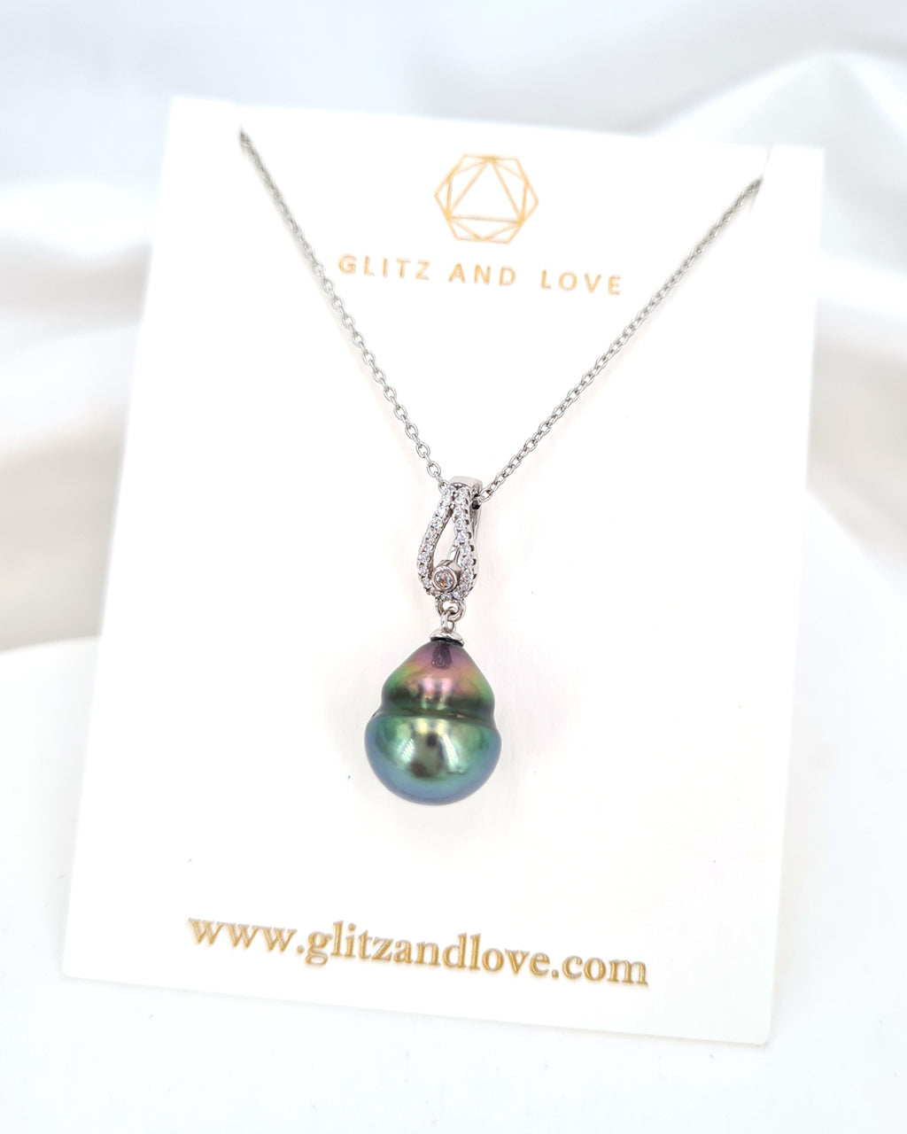 Tahitian Pearl Necklace with detachable clasp