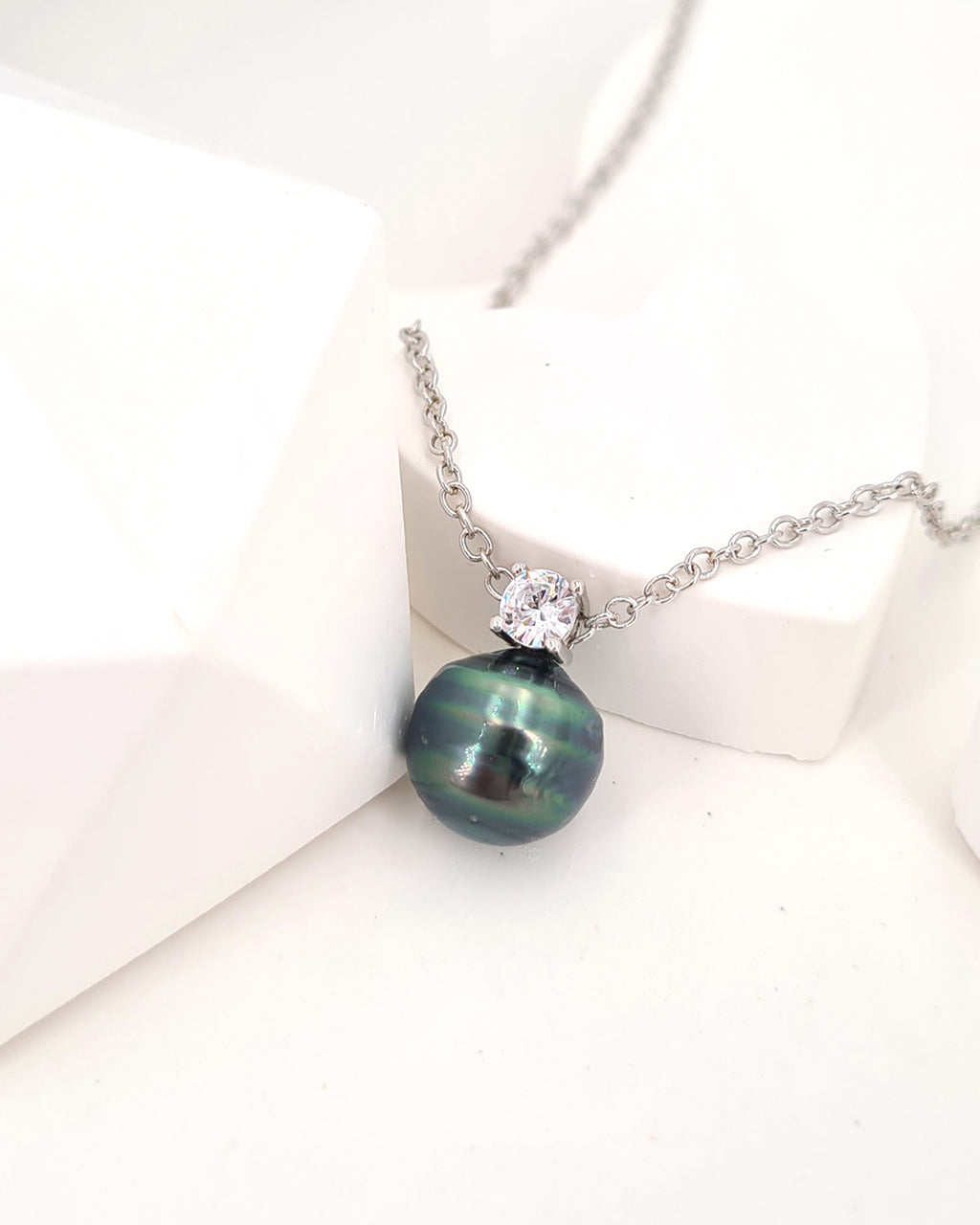 Tahitian Pearl Necklace - Affordable Luxurious Minimalist Pearl Drop Pendant Necklace Jewelry