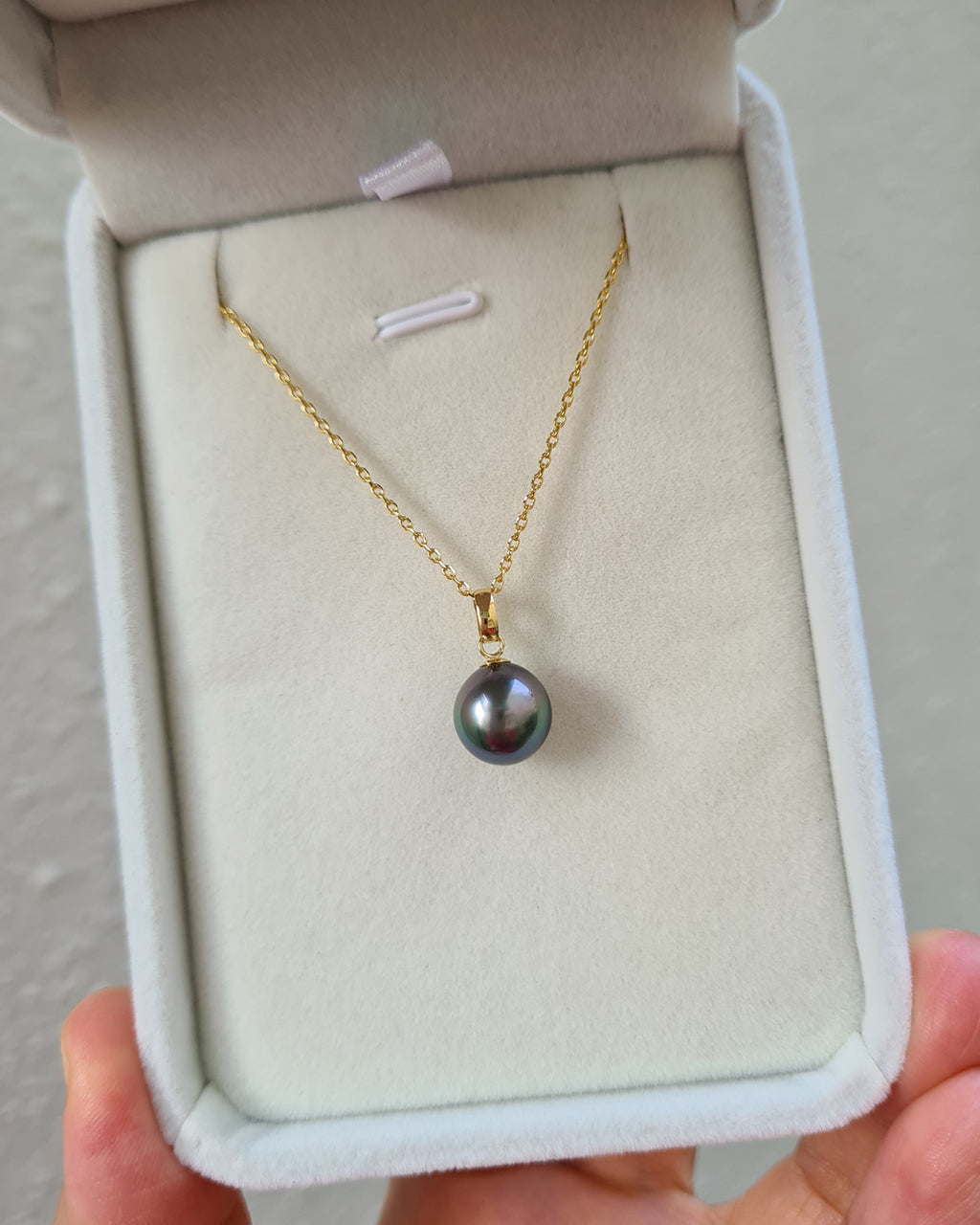 Tahitian Pearl Pendant Necklace - 18k Gold Pearl Pendant