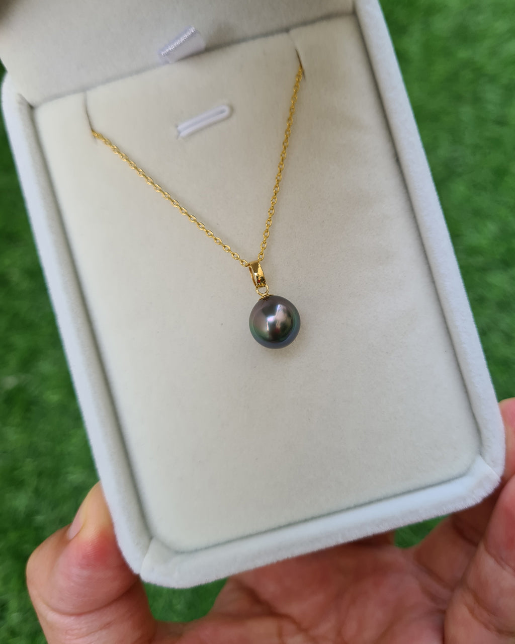 Tahitian Pearl Pendant Necklace - 18k Gold Pearl Pendant