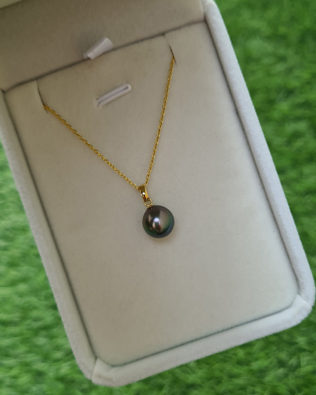 Tahitian Pearl Pendant Necklace - 18k Gold Pearl Pendant