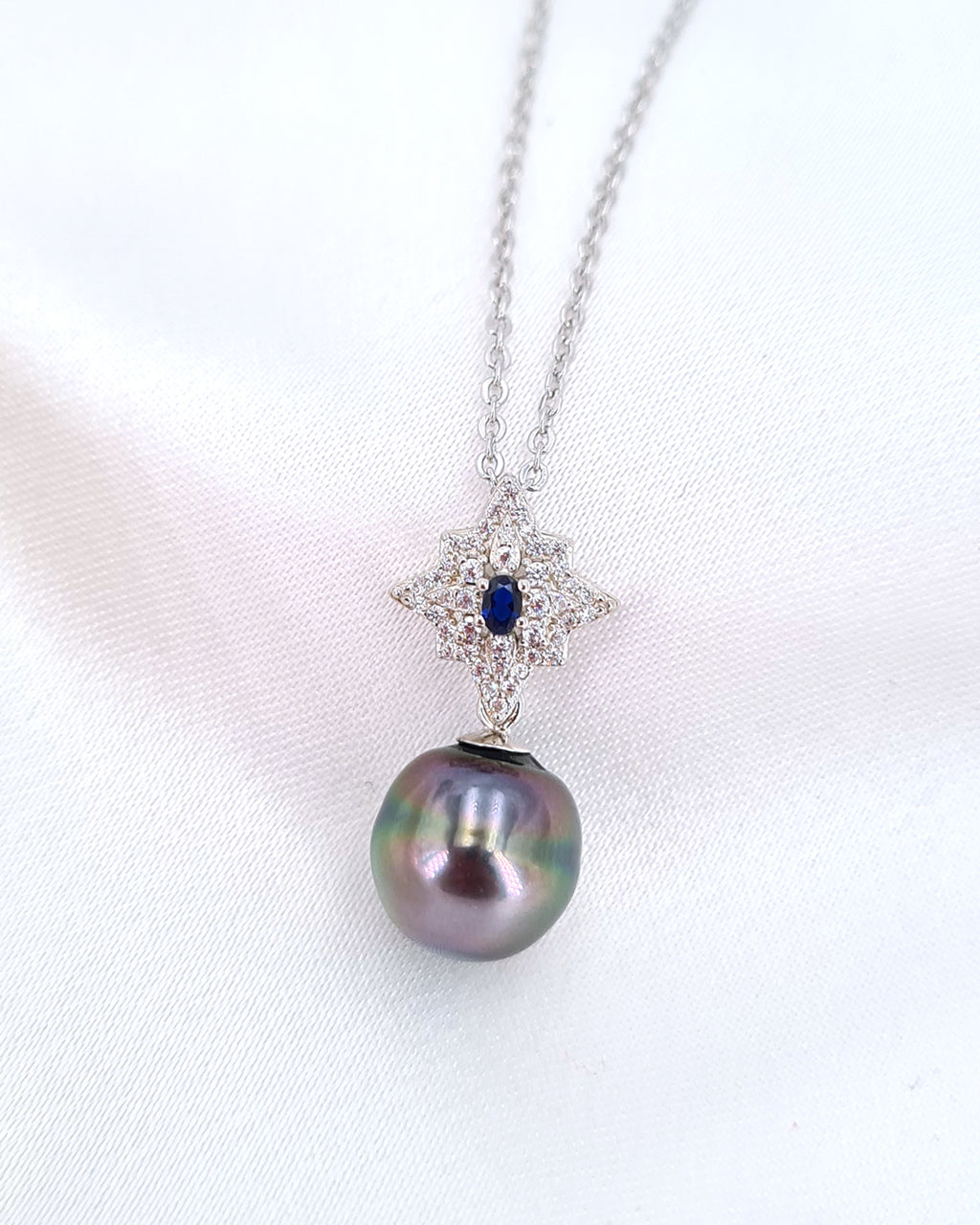 Tahitian Pearl Pendant Necklace | Timeless Starburst Sea Pearl Jewelry