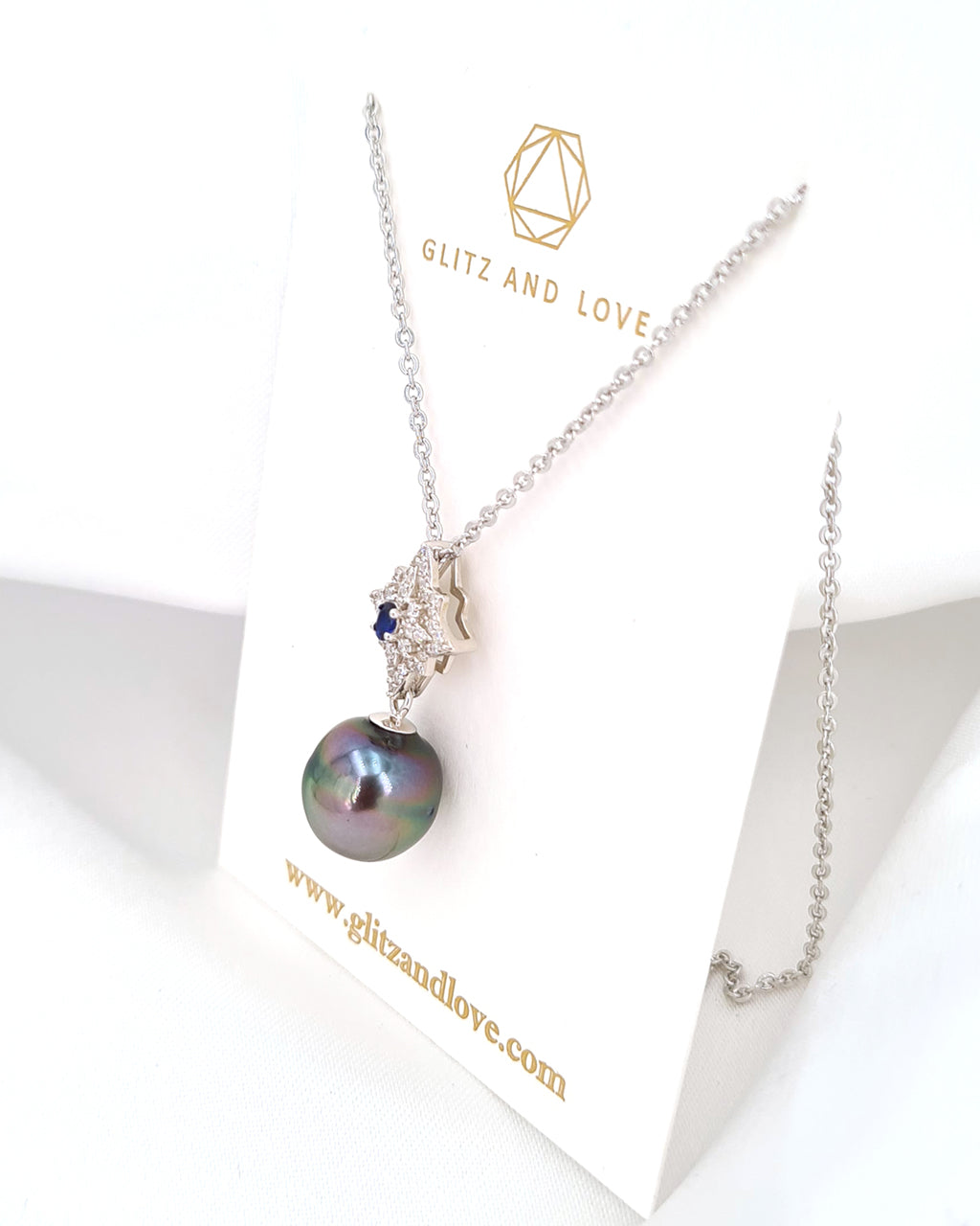 Tahitian Pearl Pendant Necklace | Timeless Starburst Sea Pearl Jewelry
