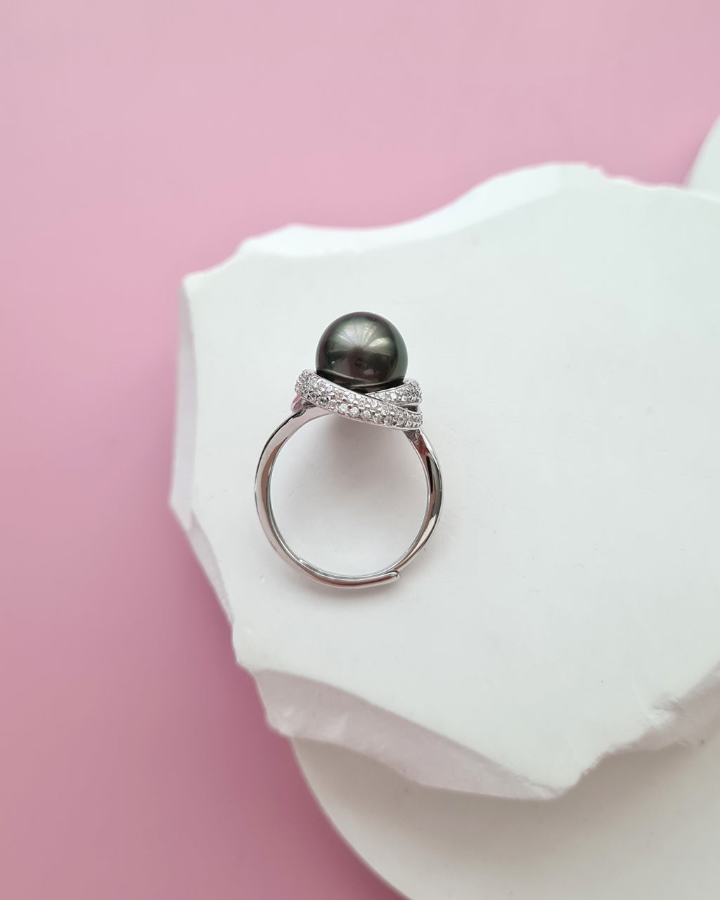 Tahitian Pearl Ring, Timeless Pearl Jewelry in Singapore