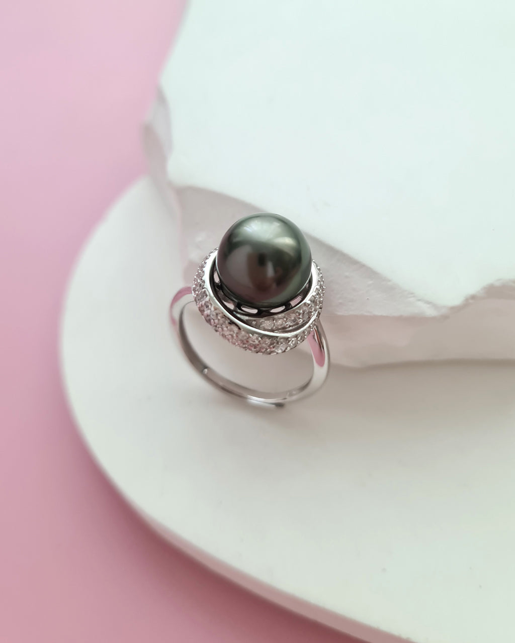 Tahitian Pearl Ring, Timeless Pearl Jewelry in Singapore
