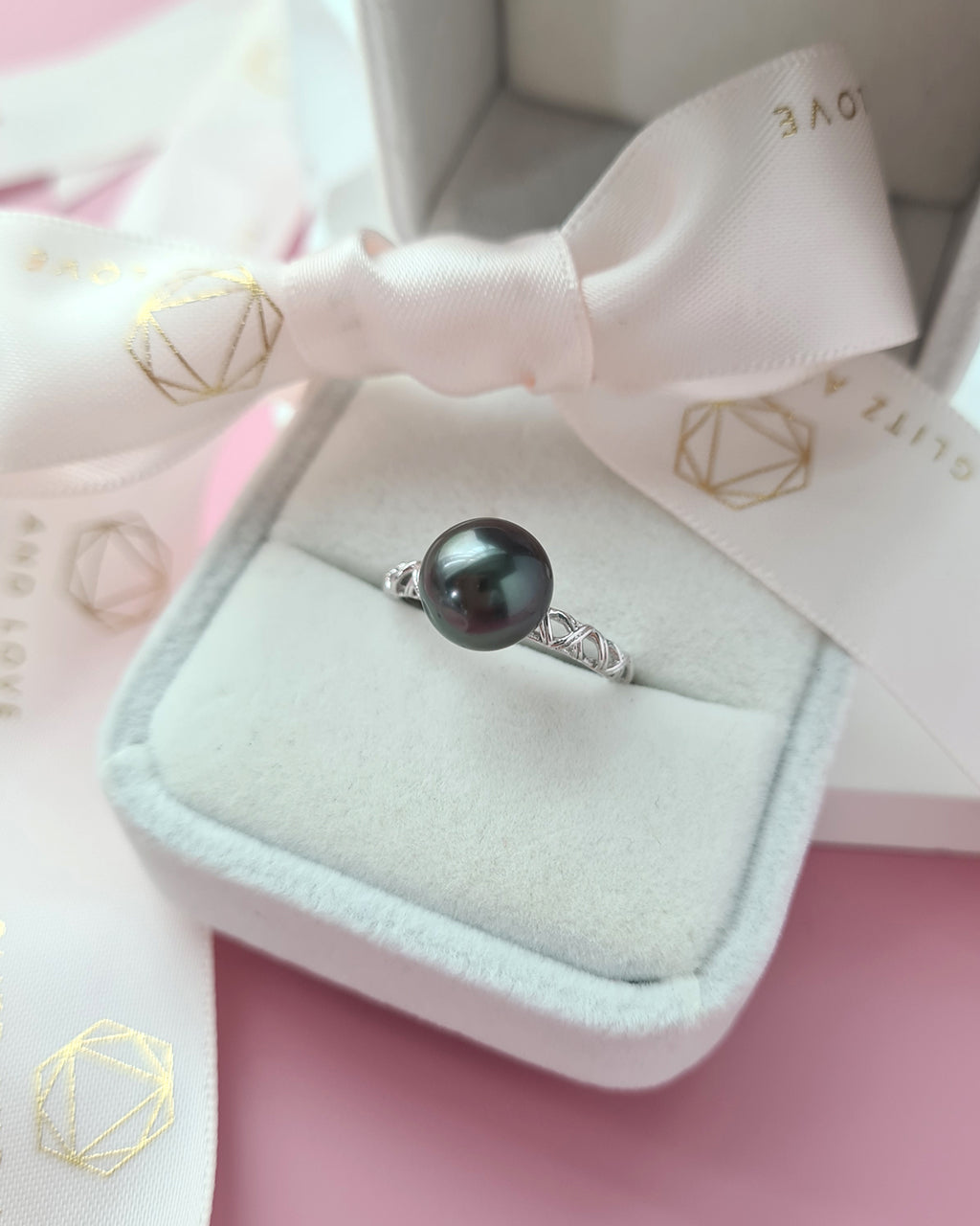 Tahitian Pearl Ring, Modern Pearl Jewelry in Singapore