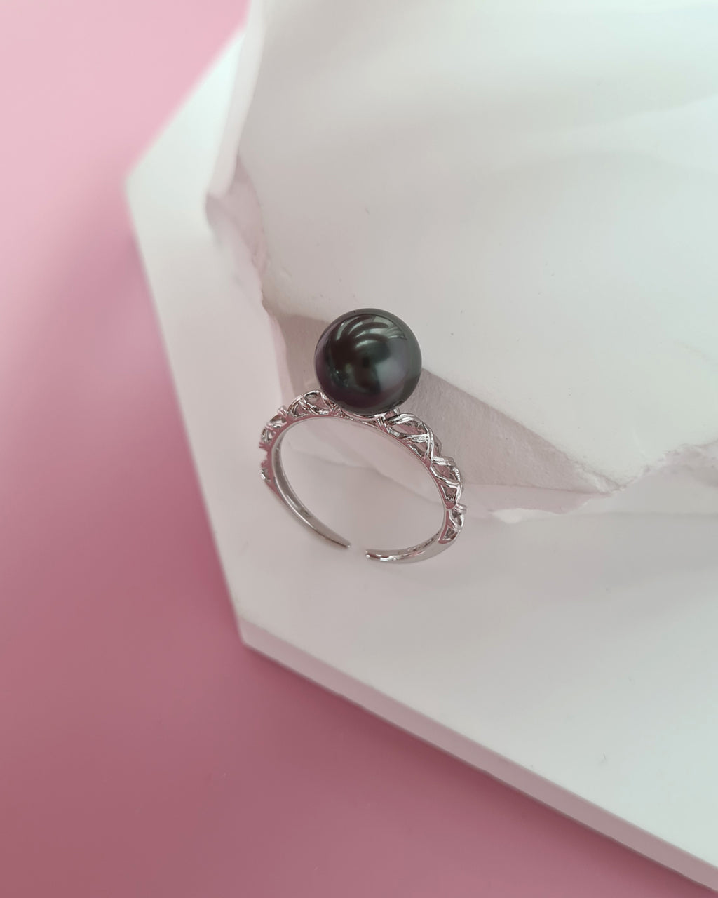 Tahitian Pearl Ring, Modern Pearl Jewelry in Singapore