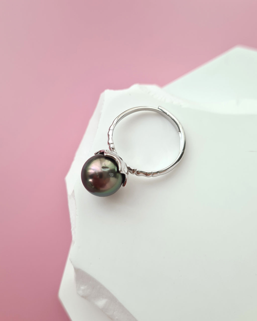 Simple Tahitian Pearl Ring, Modern Quiet Luxury Pearl Jewelry in Singapore