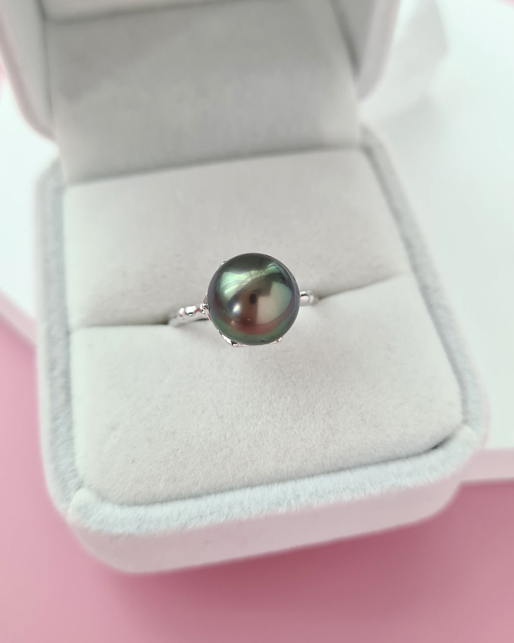 Simple Tahitian Pearl Ring, Modern Quiet Luxury Pearl Jewelry in Singapore