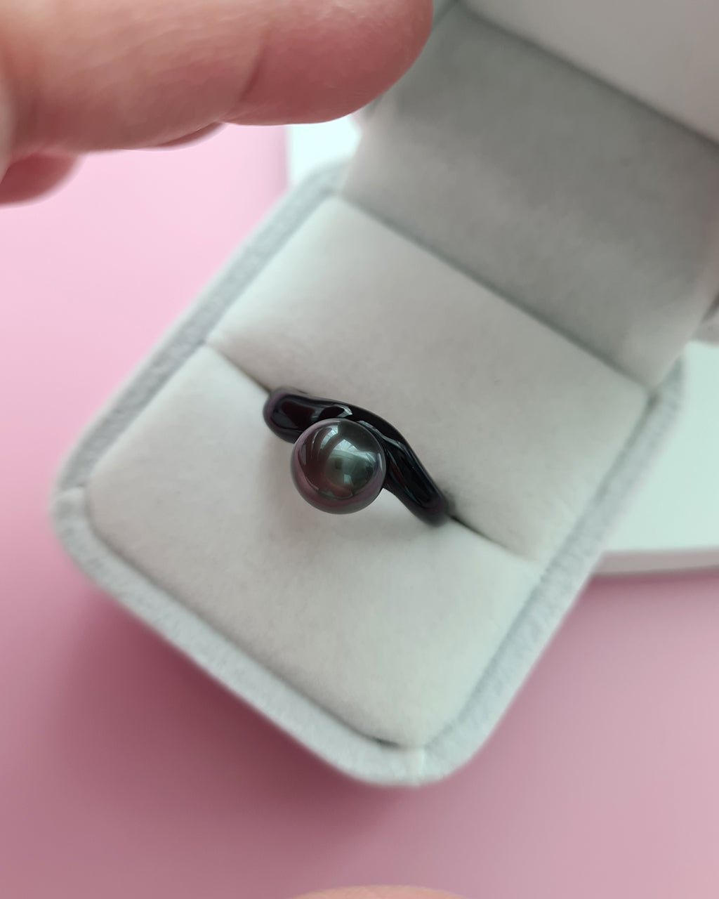 Tahitian Pearl Ring - Simply Black Pearl Jewelry Singapore