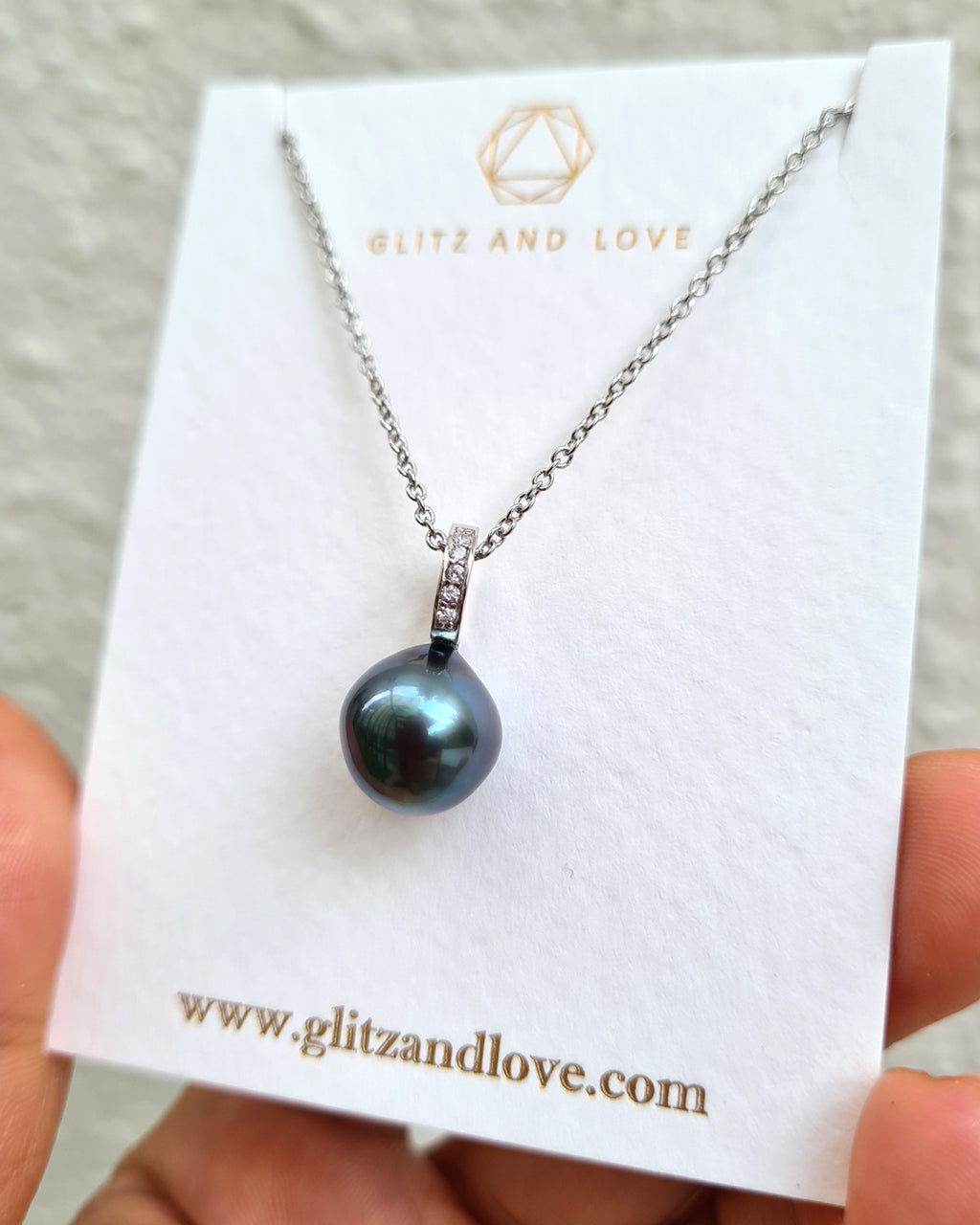Blue Tahitian Pearl Pendant Necklace - 10mm+ | Timeless Pearl Jewelry For Wedding and Everyday