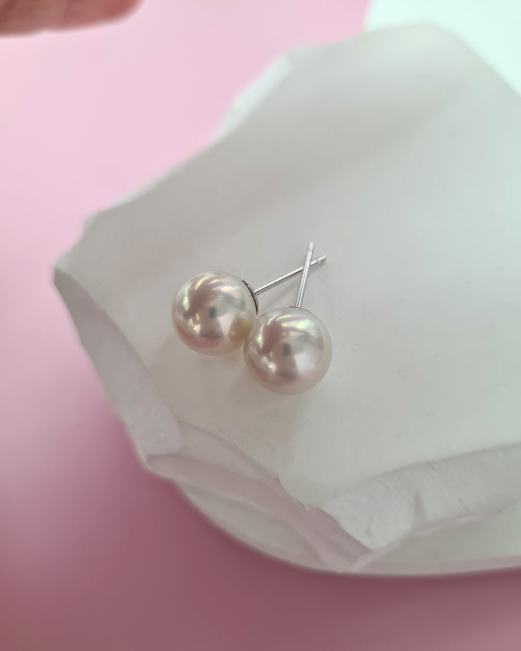 White Edison Pearl 18K White Gold Stud Earrings - 9mm to 10mm