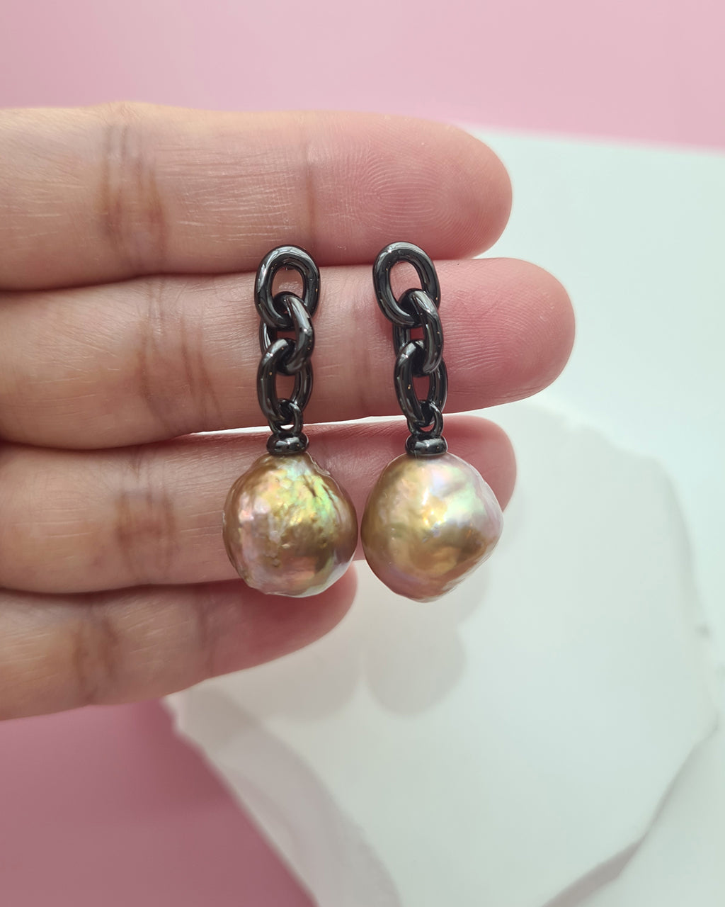 Wrinkled Pearl Earrings - Metallic Green, Black Chain Earrings, Modern Pearl Jewelry for Busy Women