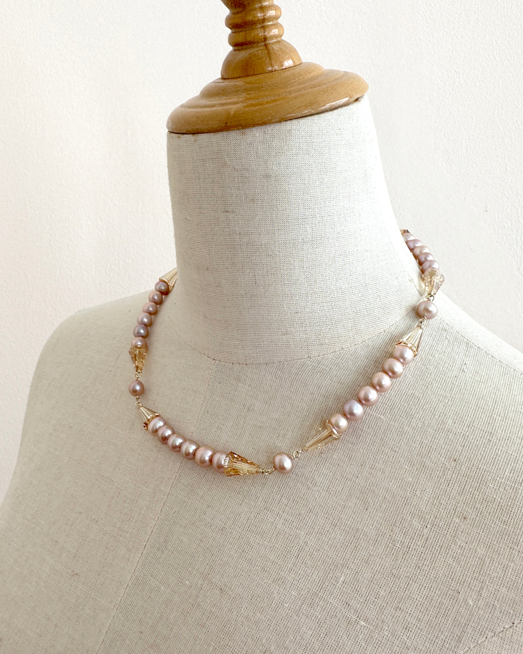 Modern Edgy Purple Freshwater Pearl Choker Necklace | Pearl Jewelry