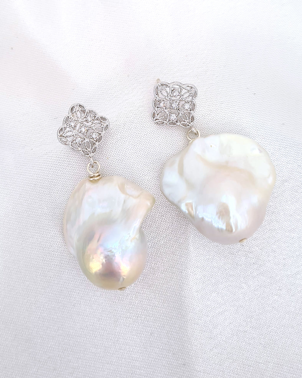Vintage baroque cheap pearl earrings
