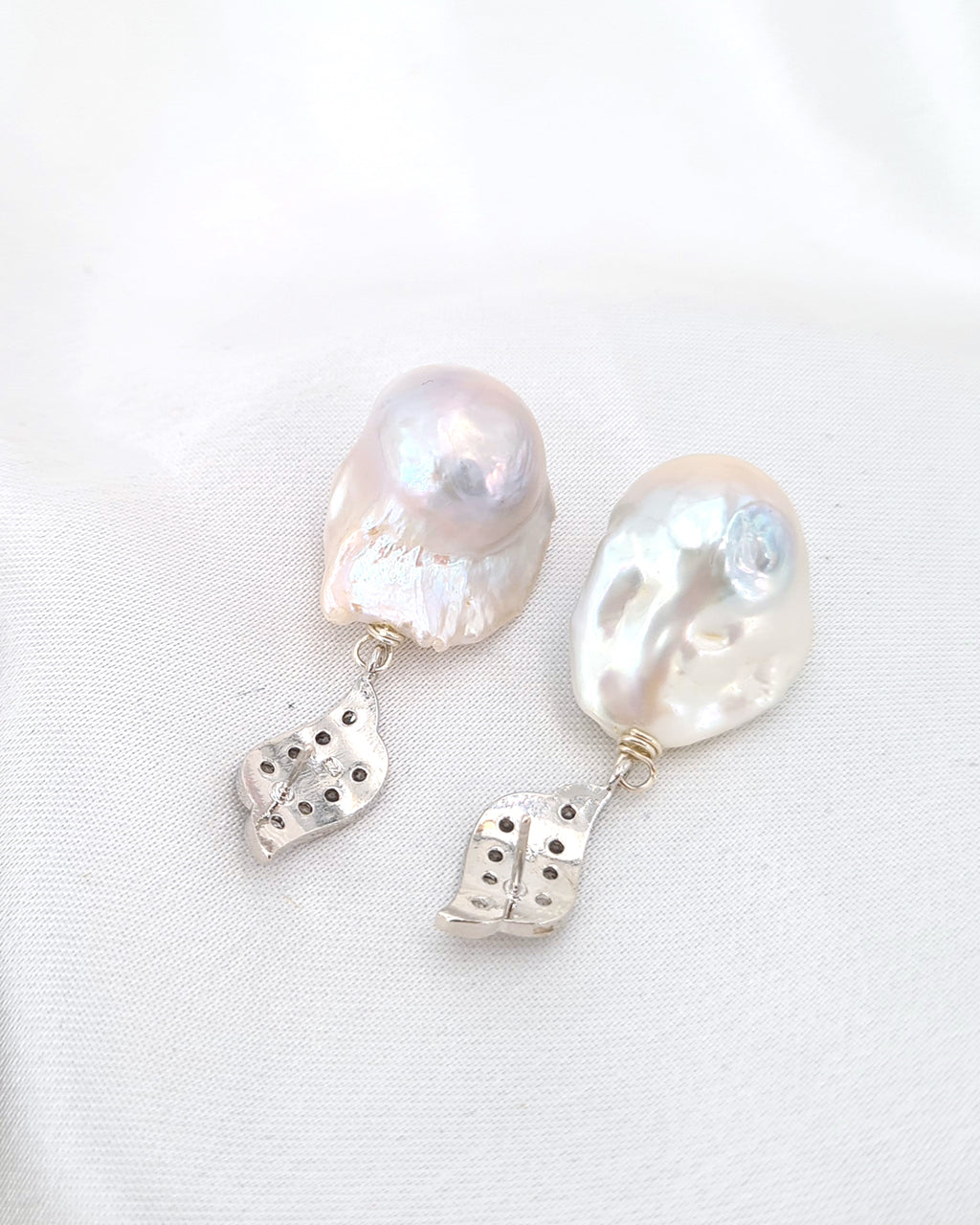 Baroque Pearl Jewelry | Statement Spiral Baroque Pearl Earrings - Icy White