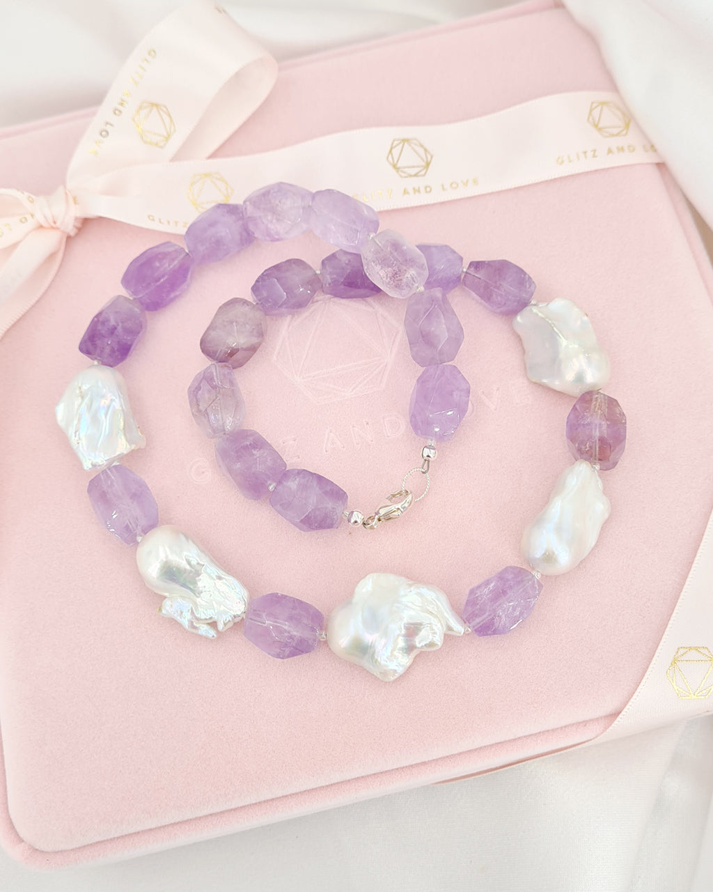 Boho new arrivals pearl necklace